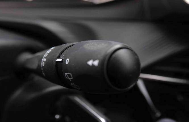 PEUGEOT_PEUGEOT_208_2550360_16.jpg