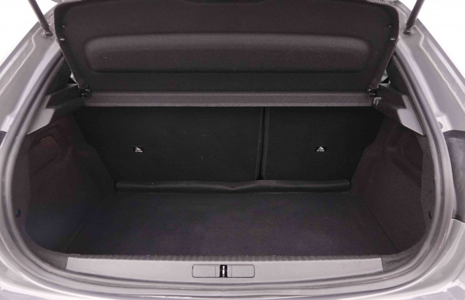 PEUGEOT_PEUGEOT_208_2550360_5.jpg