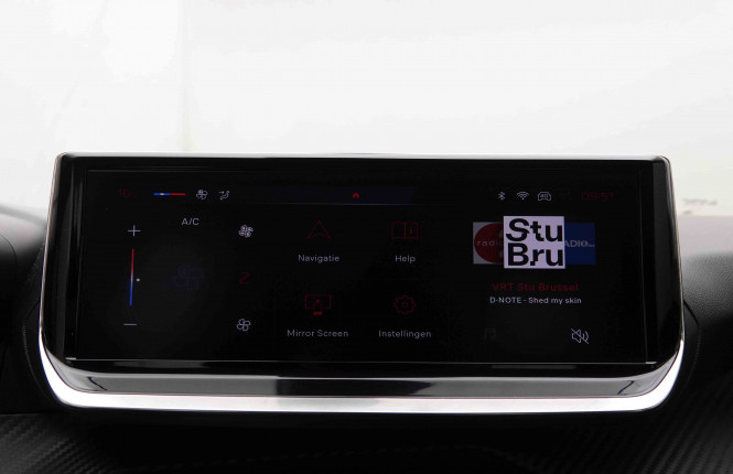 PEUGEOT_PEUGEOT_208_2550361_12.jpg PEUGEOT_PEUGEOT_208_2550361_12.jpg