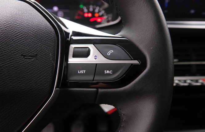 PEUGEOT_PEUGEOT_208_2550361_18.jpg PEUGEOT_PEUGEOT_208_2550361_18.jpg