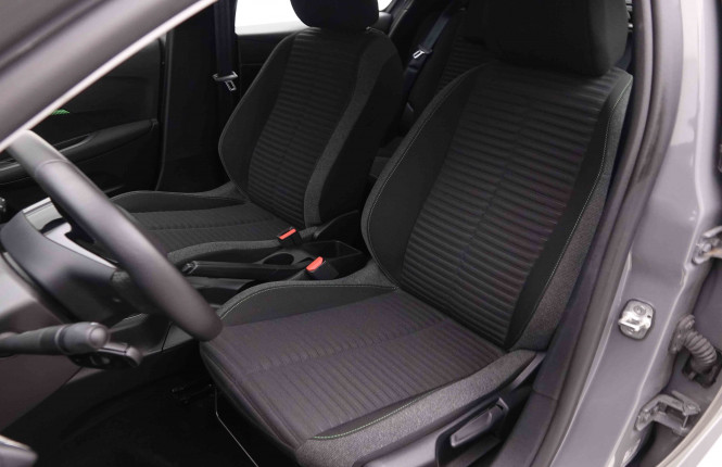 PEUGEOT_PEUGEOT_208_2550361_6.jpg PEUGEOT_PEUGEOT_208_2550361_6.jpg