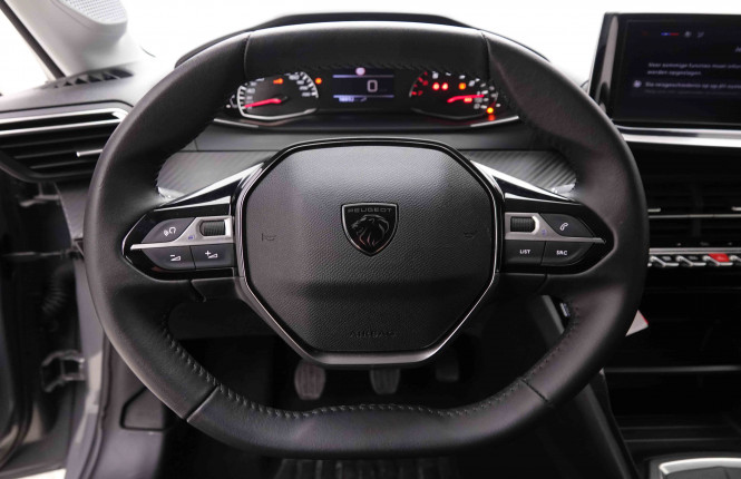 PEUGEOT_PEUGEOT_208_2550361_8.jpg PEUGEOT_PEUGEOT_208_2550361_8.jpg