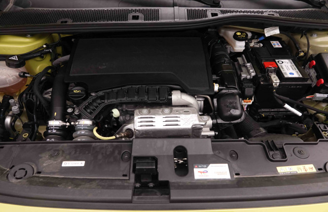 PEUGEOT_PEUGEOT_208_2550362_21.jpg PEUGEOT_PEUGEOT_208_2550362_21.jpg