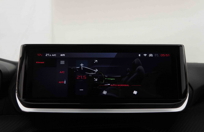 PEUGEOT_PEUGEOT_208_2550379_12.jpg PEUGEOT_PEUGEOT_208_2550379_12.jpg