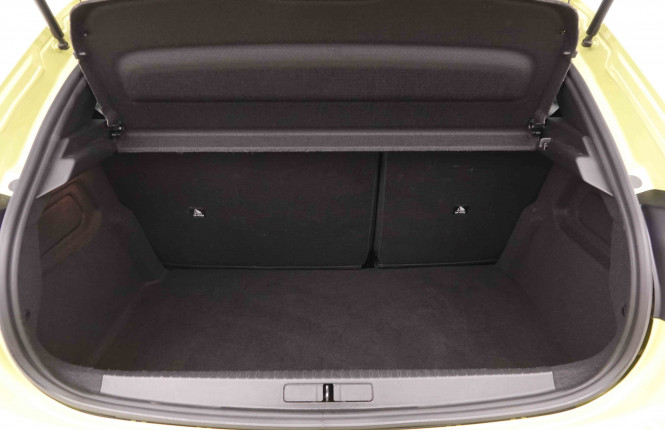 PEUGEOT_PEUGEOT_208_2550379_5.jpg PEUGEOT_PEUGEOT_208_2550379_5.jpg