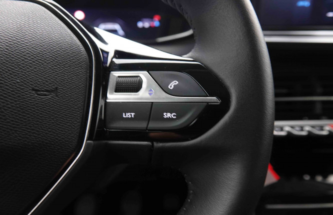 PEUGEOT_PEUGEOT_208_2550383_17.jpg PEUGEOT_PEUGEOT_208_2550383_17.jpg