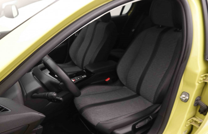 PEUGEOT_PEUGEOT_208_2550386_6.jpg PEUGEOT_PEUGEOT_208_2550386_6.jpg