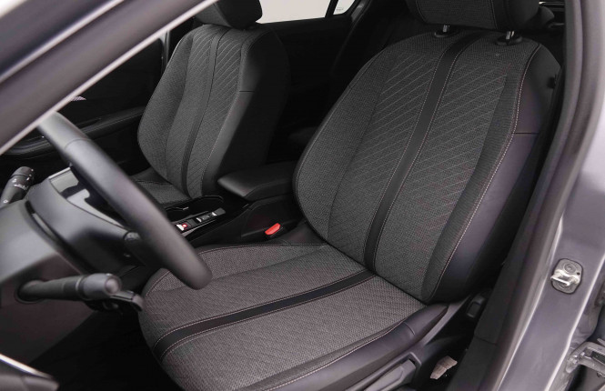 PEUGEOT_PEUGEOT_208_2550387_6.jpg PEUGEOT_PEUGEOT_208_2550387_6.jpg