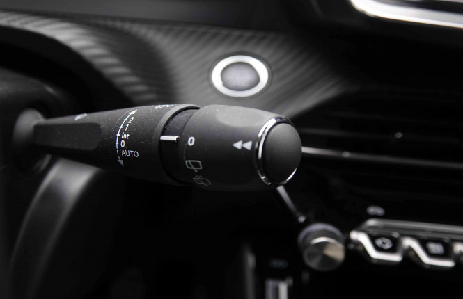 PEUGEOT_PEUGEOT_208_2550965_17.jpg PEUGEOT_PEUGEOT_208_2550965_17.jpg