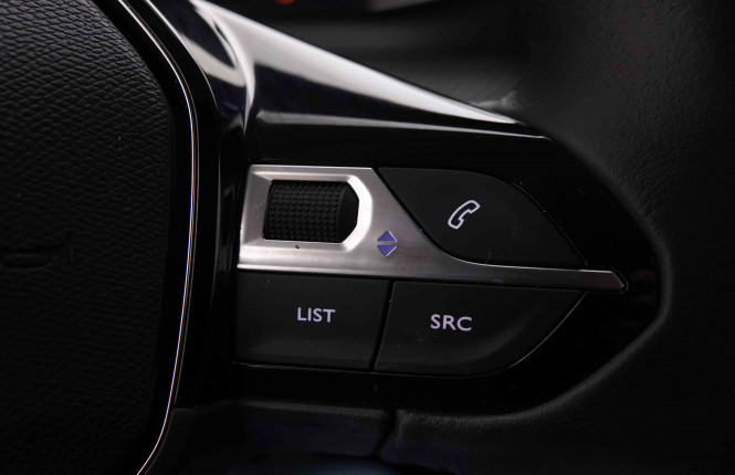 PEUGEOT_PEUGEOT_208_2551444_16.jpg PEUGEOT_PEUGEOT_208_2551444_16.jpg