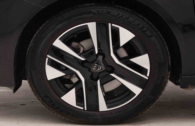 PEUGEOT_PEUGEOT_208_2551446_20.jpg