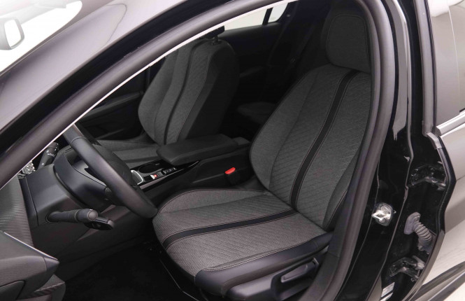 PEUGEOT_PEUGEOT_208_2551449_6.jpg