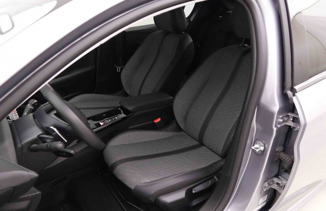 PEUGEOT_PEUGEOT_208_2551849_6.jpg