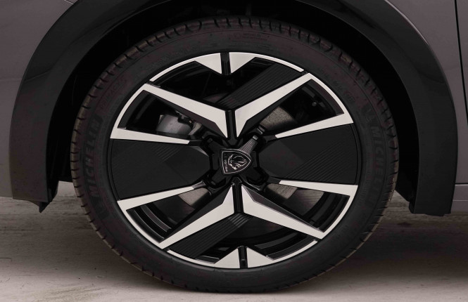 PEUGEOT_PEUGEOT_208_2652137_22.jpg