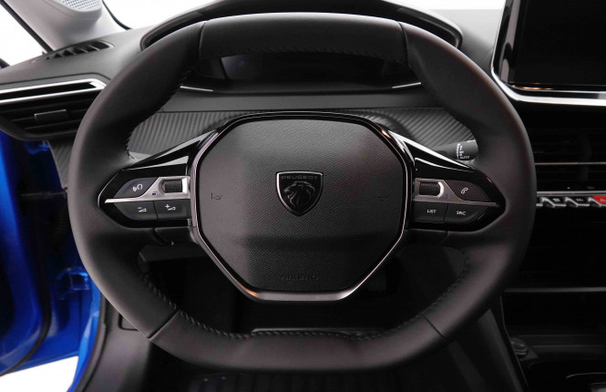 PEUGEOT_PEUGEOT_208_2652498_8.jpg