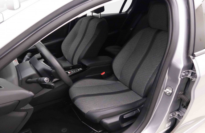 PEUGEOT_PEUGEOT_208_2652596_6.jpg