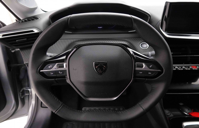 PEUGEOT_PEUGEOT_208_2652596_8.jpg