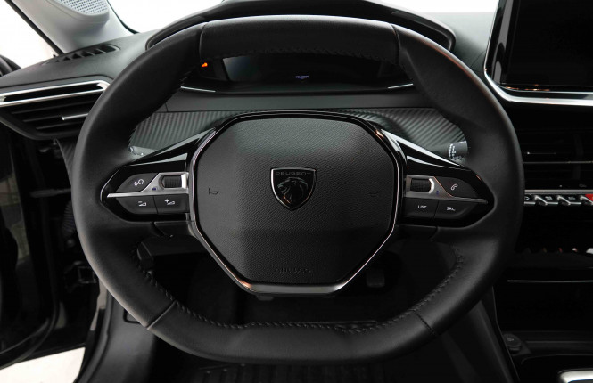 PEUGEOT_PEUGEOT_208_2652613_8.jpg