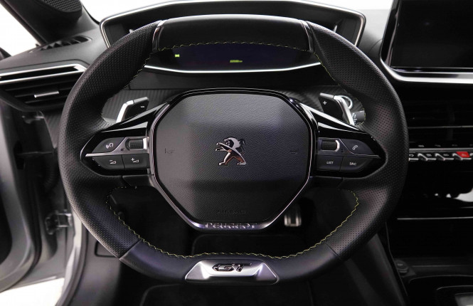 PEUGEOT_PEUGEOT_208_2652969_8.jpg