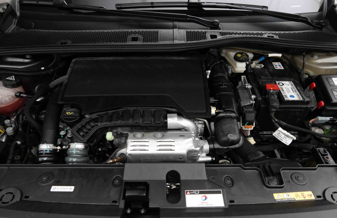 PEUGEOT_PEUGEOT_208_2653183_24.jpg