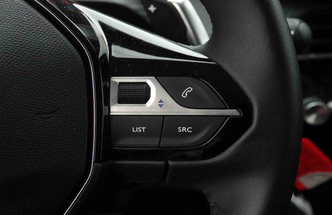 PEUGEOT_PEUGEOT_208_2653232_19.jpg