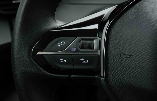 PEUGEOT_PEUGEOT_208_2653234_18.jpg