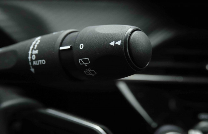PEUGEOT_PEUGEOT_208_2653250_16.jpg