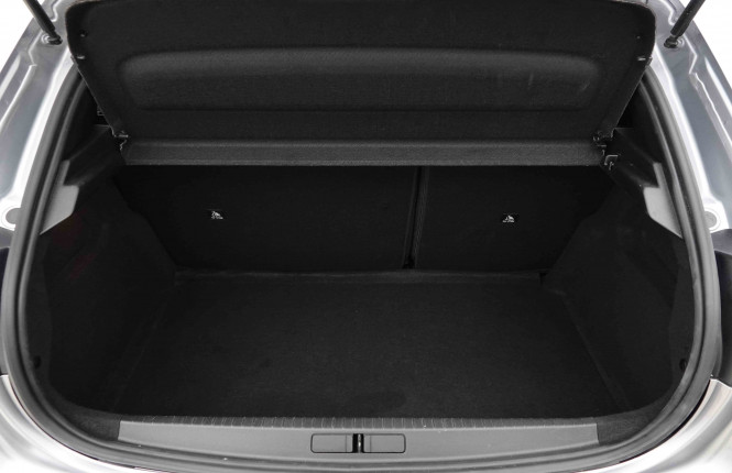 PEUGEOT_PEUGEOT_208_2653255_5.jpg PEUGEOT_PEUGEOT_208_2653255_5.jpg