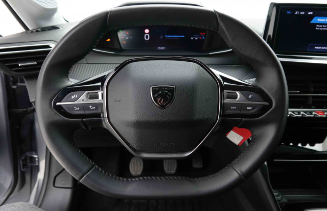PEUGEOT_PEUGEOT_208_2653256_8.jpg PEUGEOT_PEUGEOT_208_2653256_8.jpg