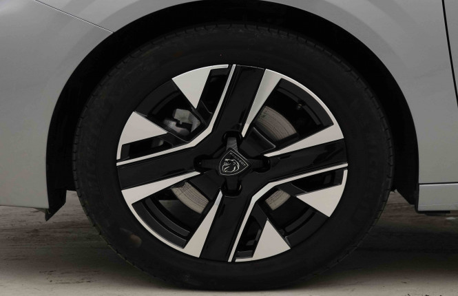 PEUGEOT_PEUGEOT_208_2653257_20.jpg