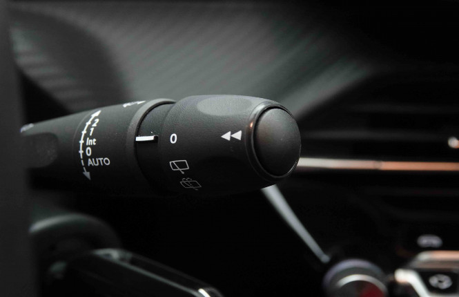 PEUGEOT_PEUGEOT_208_2653265_16.jpg PEUGEOT_PEUGEOT_208_2653265_16.jpg