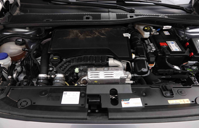 PEUGEOT_PEUGEOT_208_2653270_21.jpg