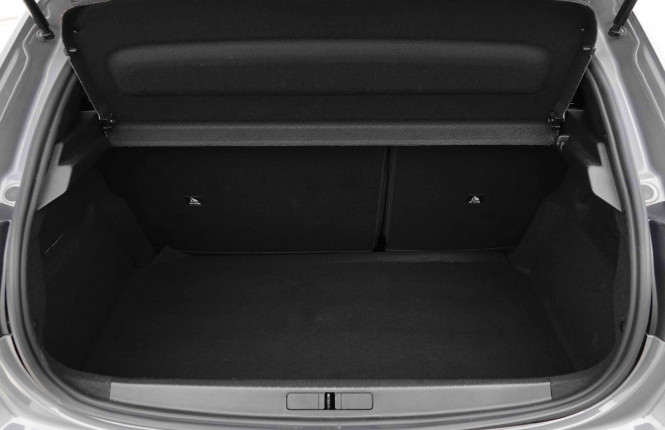 PEUGEOT_PEUGEOT_208_2653338_5.jpg PEUGEOT_PEUGEOT_208_2653338_5.jpg