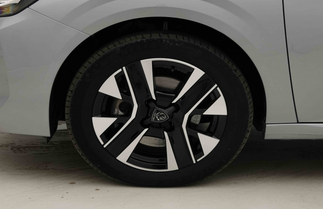 PEUGEOT_PEUGEOT_208_2653974_18.jpg
