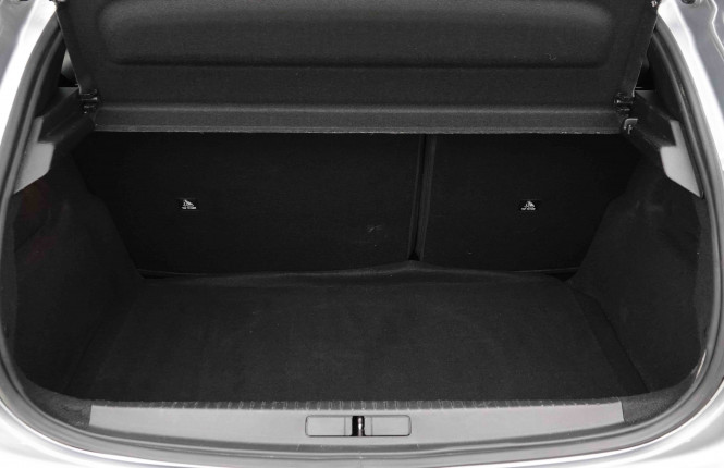 PEUGEOT_PEUGEOT_208_2653975_5.jpg PEUGEOT_PEUGEOT_208_2653975_5.jpg