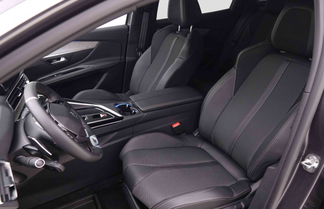 PEUGEOT_PEUGEOT_3008_2547283_6.jpg