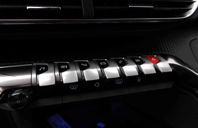 PEUGEOT_PEUGEOT_3008_2548274_14.jpg