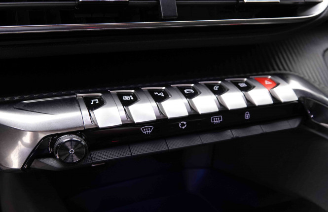 PEUGEOT_PEUGEOT_3008_2548285_15.jpg