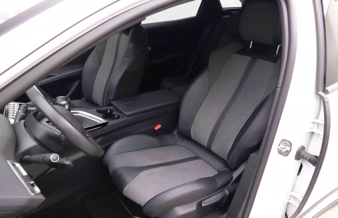 PEUGEOT_PEUGEOT_3008_2550326_6.jpg