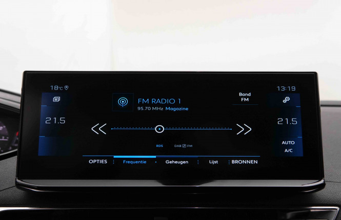 PEUGEOT_PEUGEOT_3008_2550327_10.jpg PEUGEOT_PEUGEOT_3008_2550327_10.jpg