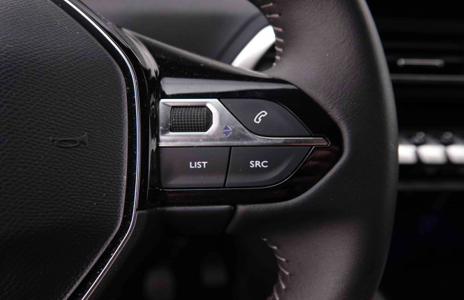 PEUGEOT_PEUGEOT_3008_2550328_17.jpg PEUGEOT_PEUGEOT_3008_2550328_17.jpg