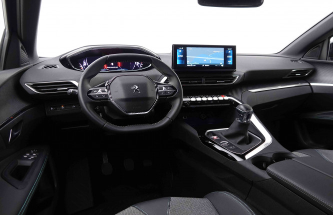 PEUGEOT_PEUGEOT_3008_2550336_7.jpg