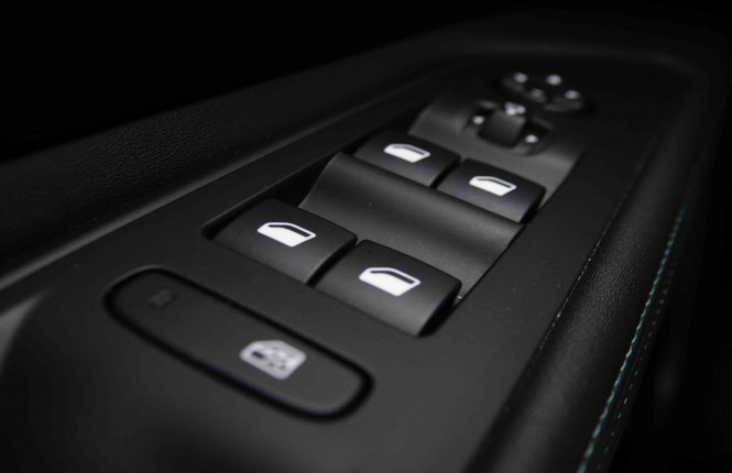 PEUGEOT_PEUGEOT_3008_2550343_18.jpg PEUGEOT_PEUGEOT_3008_2550343_18.jpg