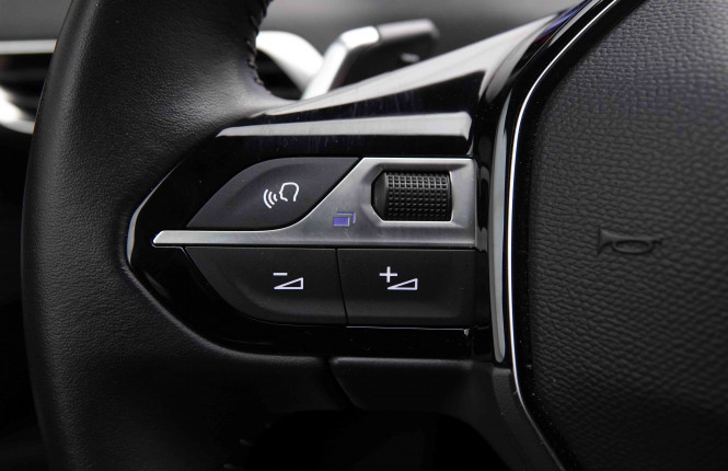 PEUGEOT_PEUGEOT_3008_2550933_20.jpg PEUGEOT_PEUGEOT_3008_2550933_20.jpg