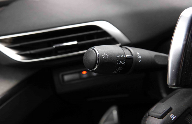 PEUGEOT_PEUGEOT_3008_2550994_15.jpg PEUGEOT_PEUGEOT_3008_2550994_15.jpg