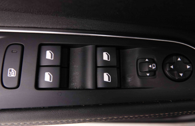 PEUGEOT_PEUGEOT_3008_2550994_20.jpg PEUGEOT_PEUGEOT_3008_2550994_20.jpg