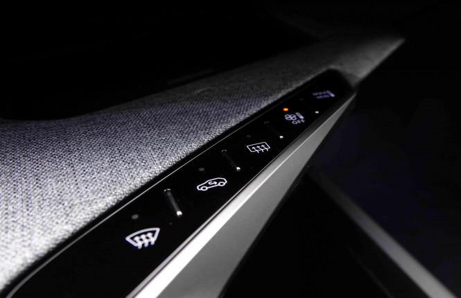 PEUGEOT_PEUGEOT_3008_2551229_15.jpg PEUGEOT_PEUGEOT_3008_2551229_15.jpg