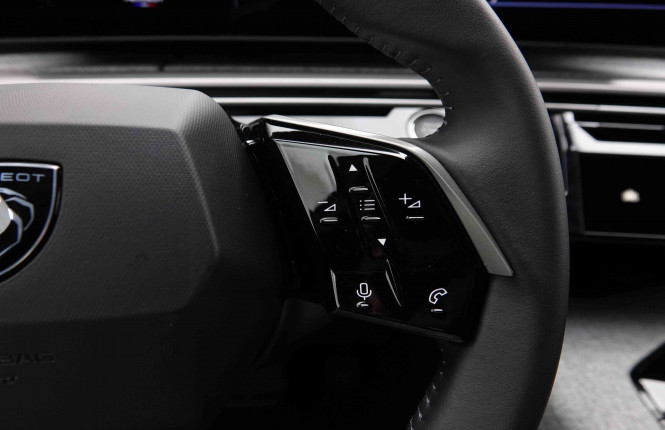 PEUGEOT_PEUGEOT_3008_2551229_20.jpg PEUGEOT_PEUGEOT_3008_2551229_20.jpg