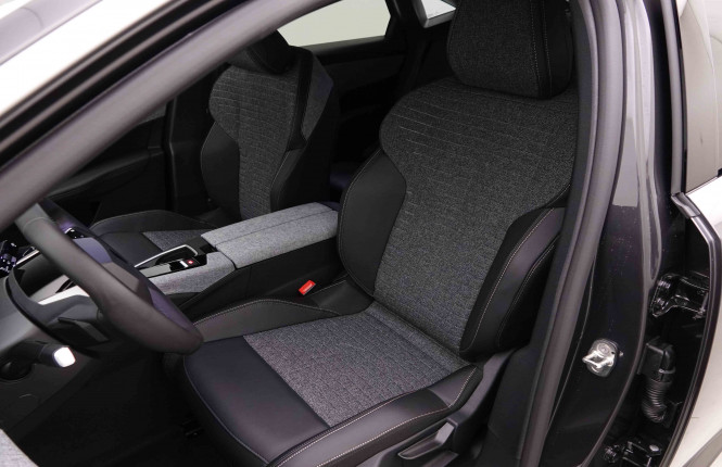 PEUGEOT_PEUGEOT_3008_2551230_6.jpg PEUGEOT_PEUGEOT_3008_2551230_6.jpg