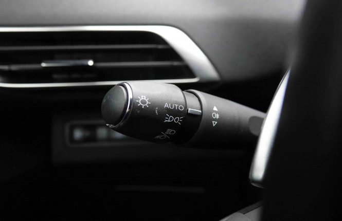 PEUGEOT_PEUGEOT_3008_2551811_14.jpg